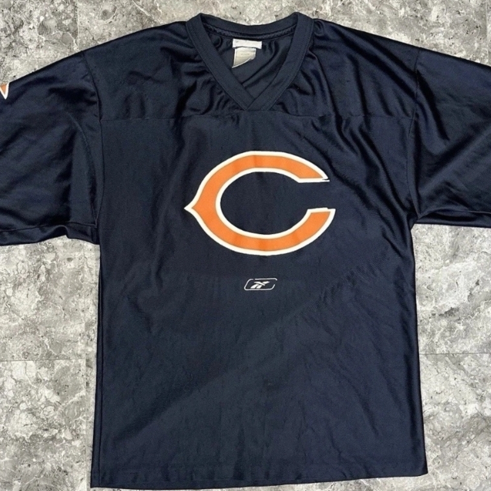 Chicago Bears NFL Large Reebok Classic Logo Navy Blue Athletic Jersey Shirt